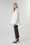 Picture of Asymmetric blouse in boxy line WHITE