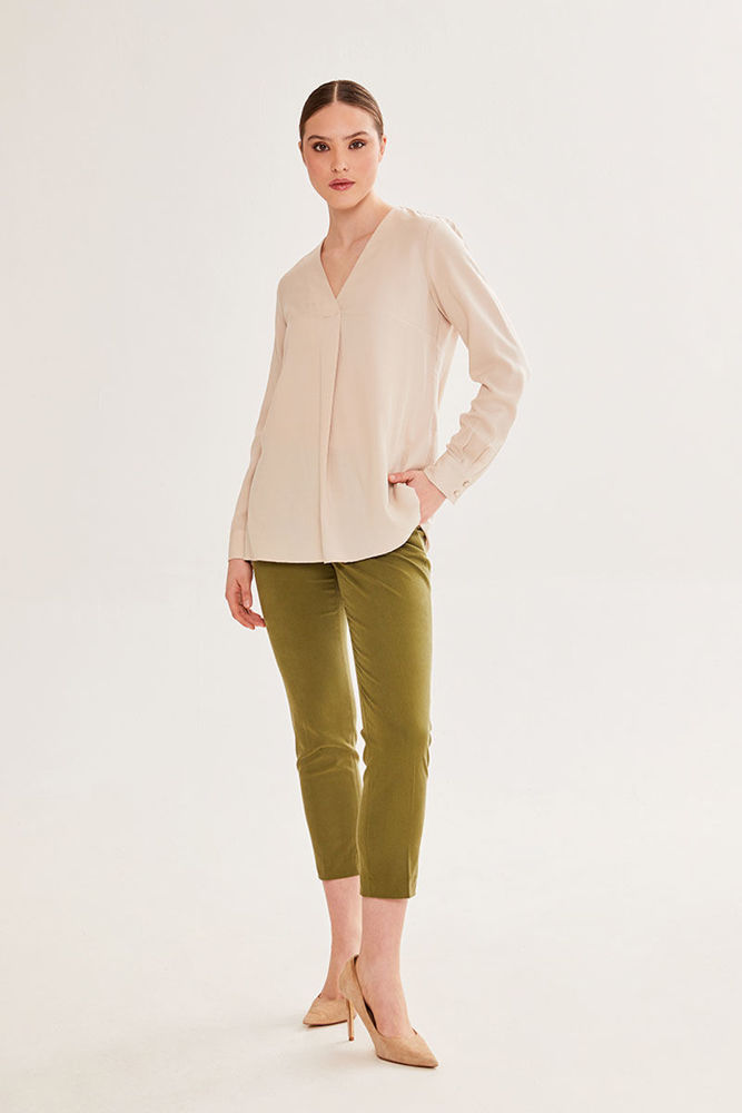 Picture of Long blouse with V-neck and cuffed sleeves VANILIA