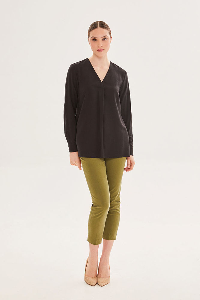 Picture of Long blouse with V-neck and cuffed sleeves BLACK