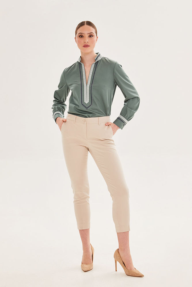 Picture of Best seller BELLA P. chinos with pockets VANILIA
