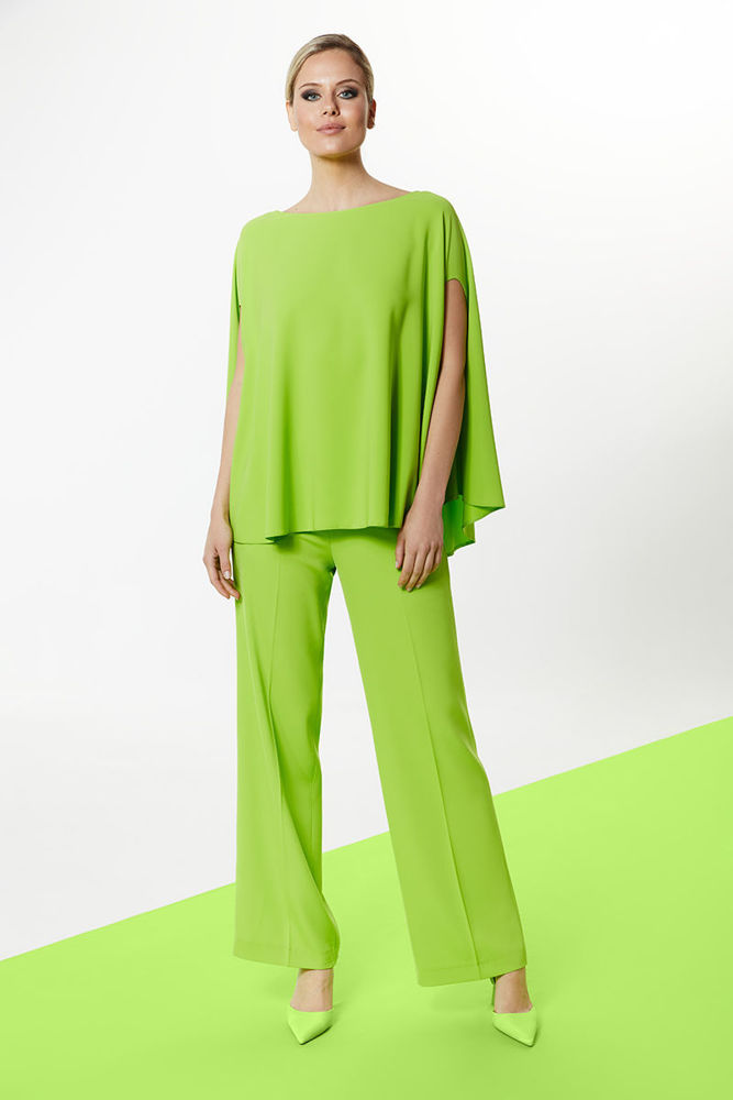 Picture of Handkerchief blouse in fine crepe