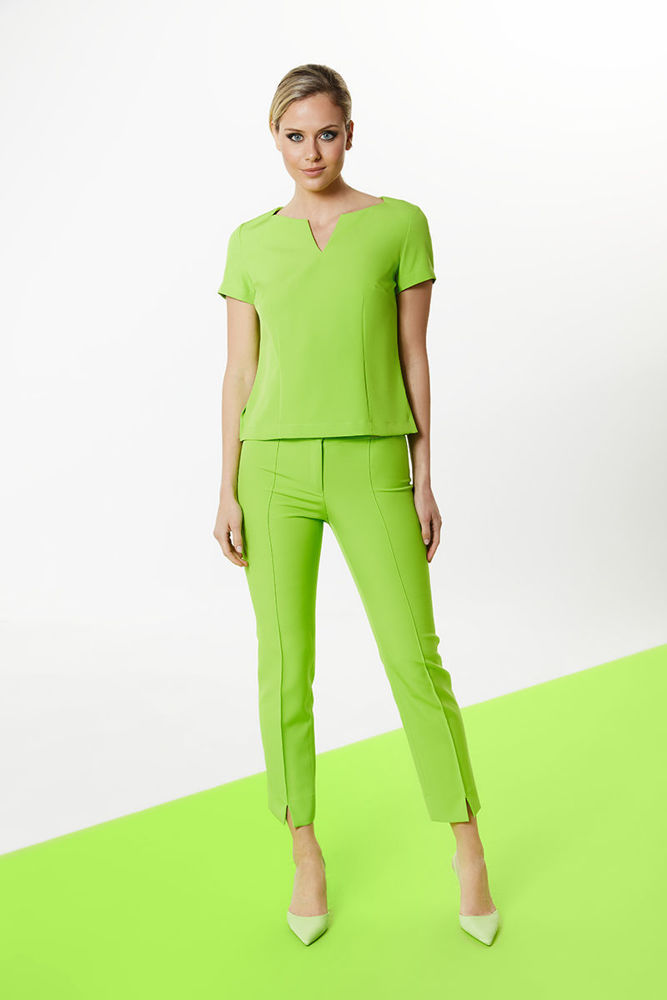 Picture of Stylized top in crepe stretch