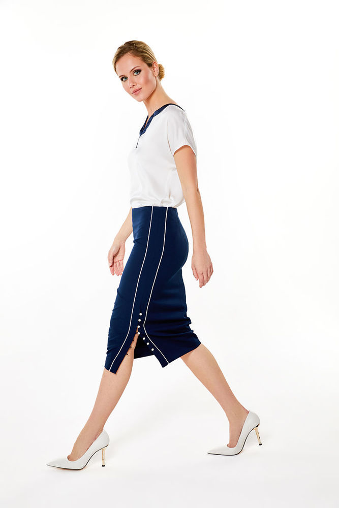 Picture of Lovely pencil skirt in elastic crepe BLUE