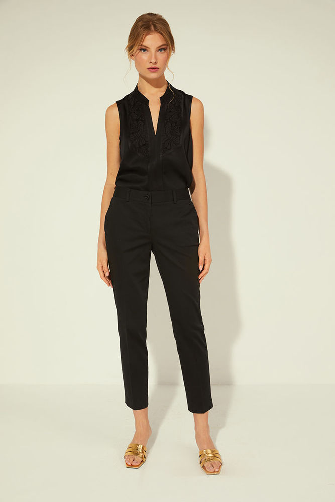 Picture of Best seller BELLA P. chinos BLACK