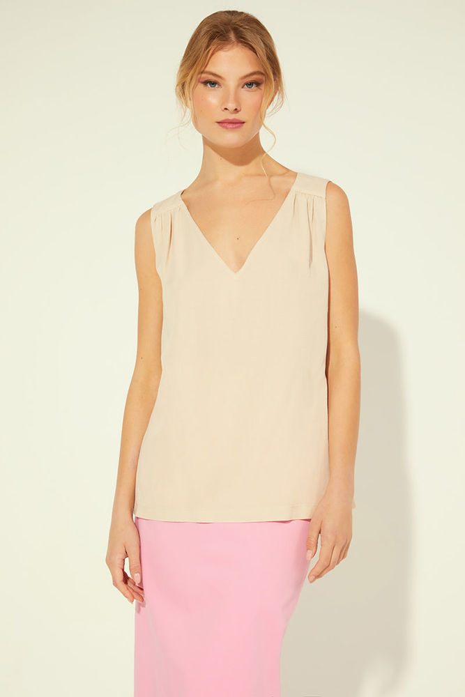 Picture of Τοπ viscose με V λαιμόκοψη βανιλια