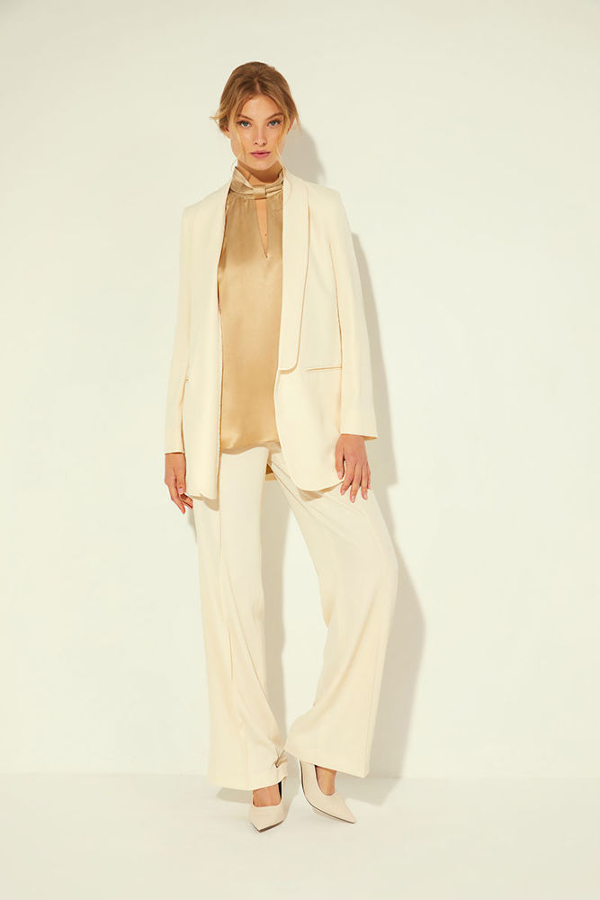 Picture of New straight-line fine crepe jacket VANILIA