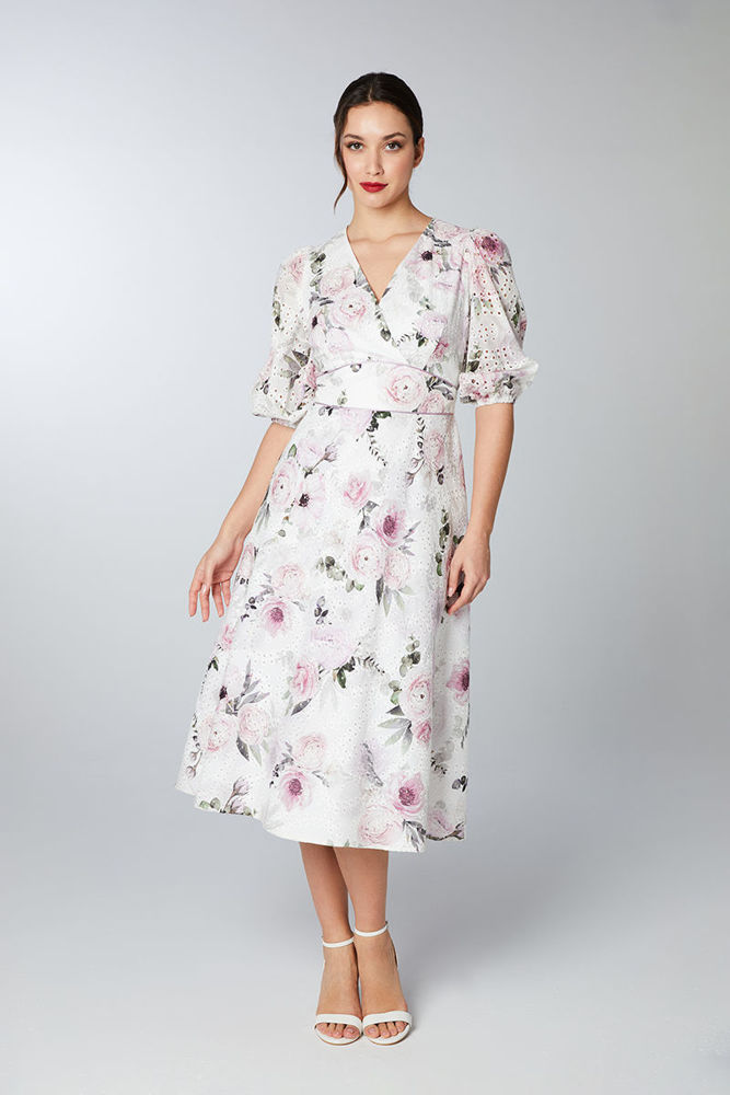 Φόρεμα floral κλος σε κεντημένο κόφτο λιλα