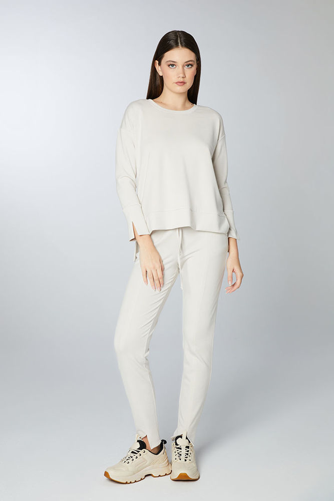 Picture of Sports pants in fine soft fabric VANILIA