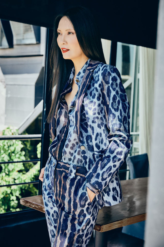 Picture of Shirt in a special animal print BLUE