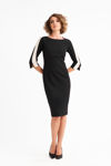 Φόρεμα με φάσα εκρού στο μανίκι μαυρο