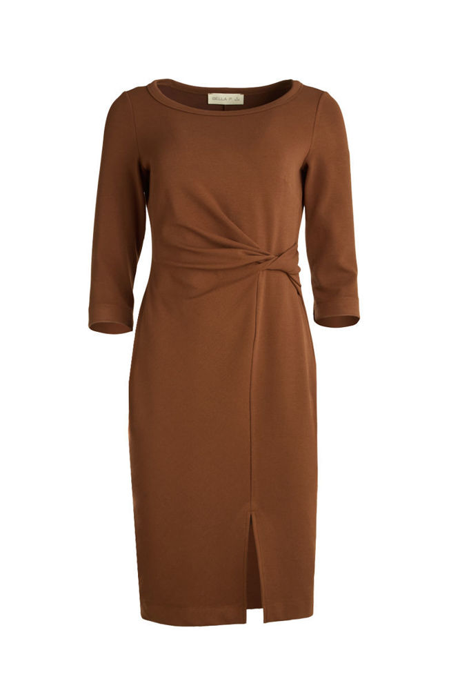 Φόρεμα με ντραπέ σχέδιο στη μέση καφε