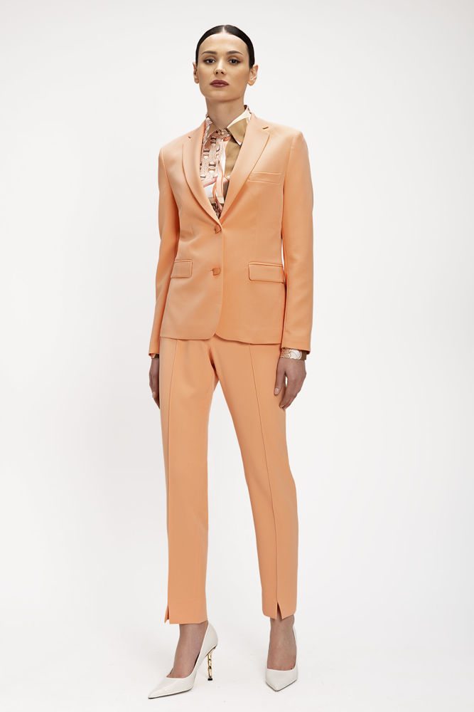 Blazer BELLA P. σε ελαστικό κρεπ peach
