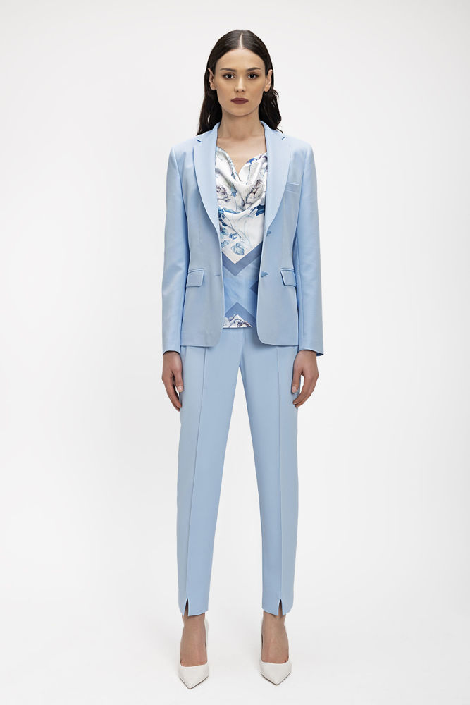 Blazer BELLA P. σε ελαστικό κρεπ σιελ