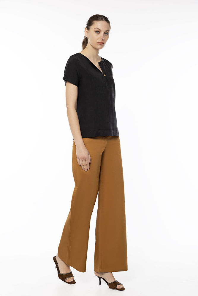 Παντελόνι wide leg σε ελαστική καμπαρντίνα πεντάτσεπο καμηλο